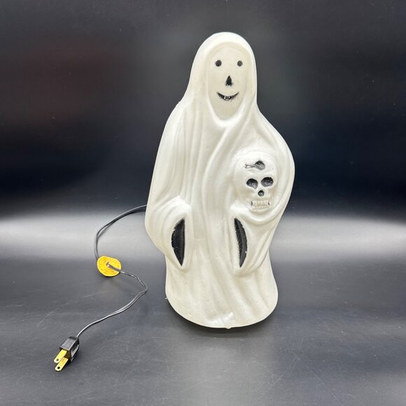 Vintage Halloween Blow Mold Ghost Skull Bayshore 60s Light Up Decor Mid Century - Picture 2 of 12